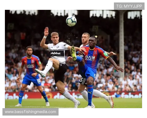 英超布伦特福德大胜