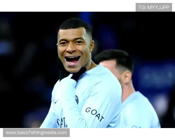 姆巴佩或将离队，巴黎圣日耳曼“星巨”体系的崩塌背后，是战术失衡与豪门定位的迷失