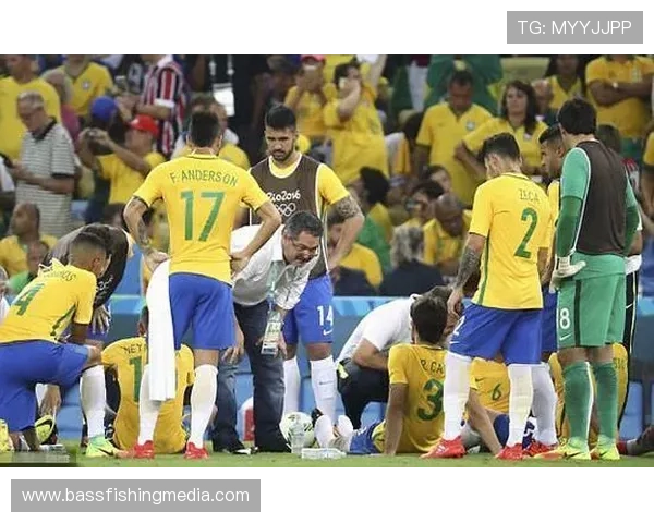 拉菲尼亚与热苏斯的同期发展对比：角色定位与生涯轨迹差异何在？